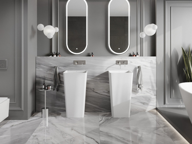Marble-effect tiles in the bathroom