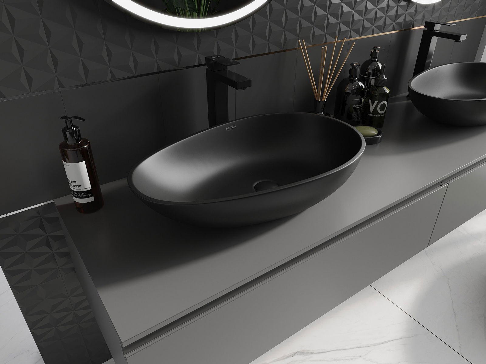 Hanging cabinet in the bathroom