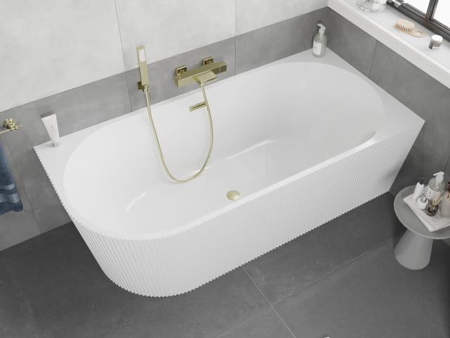 freestanding white fluted bathtub