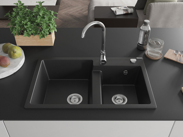 80x50 cm sink in the kitchen