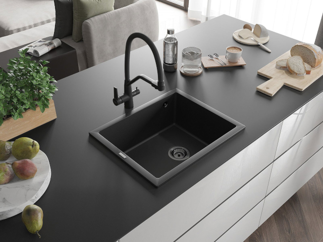 Undermount sink