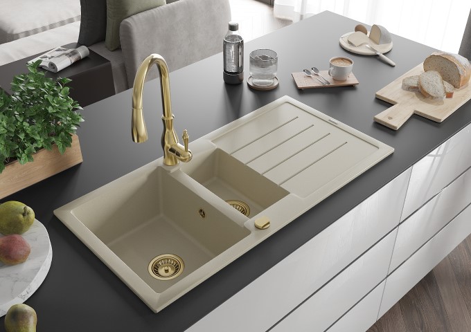 Kitchen Faucets with Pull-Out Spout