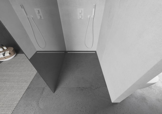 Shower walls mirror