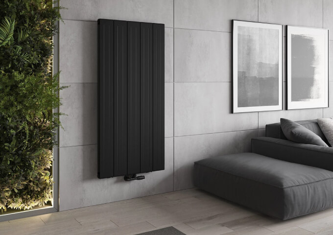 Modern decorative radiator with thermostatic head