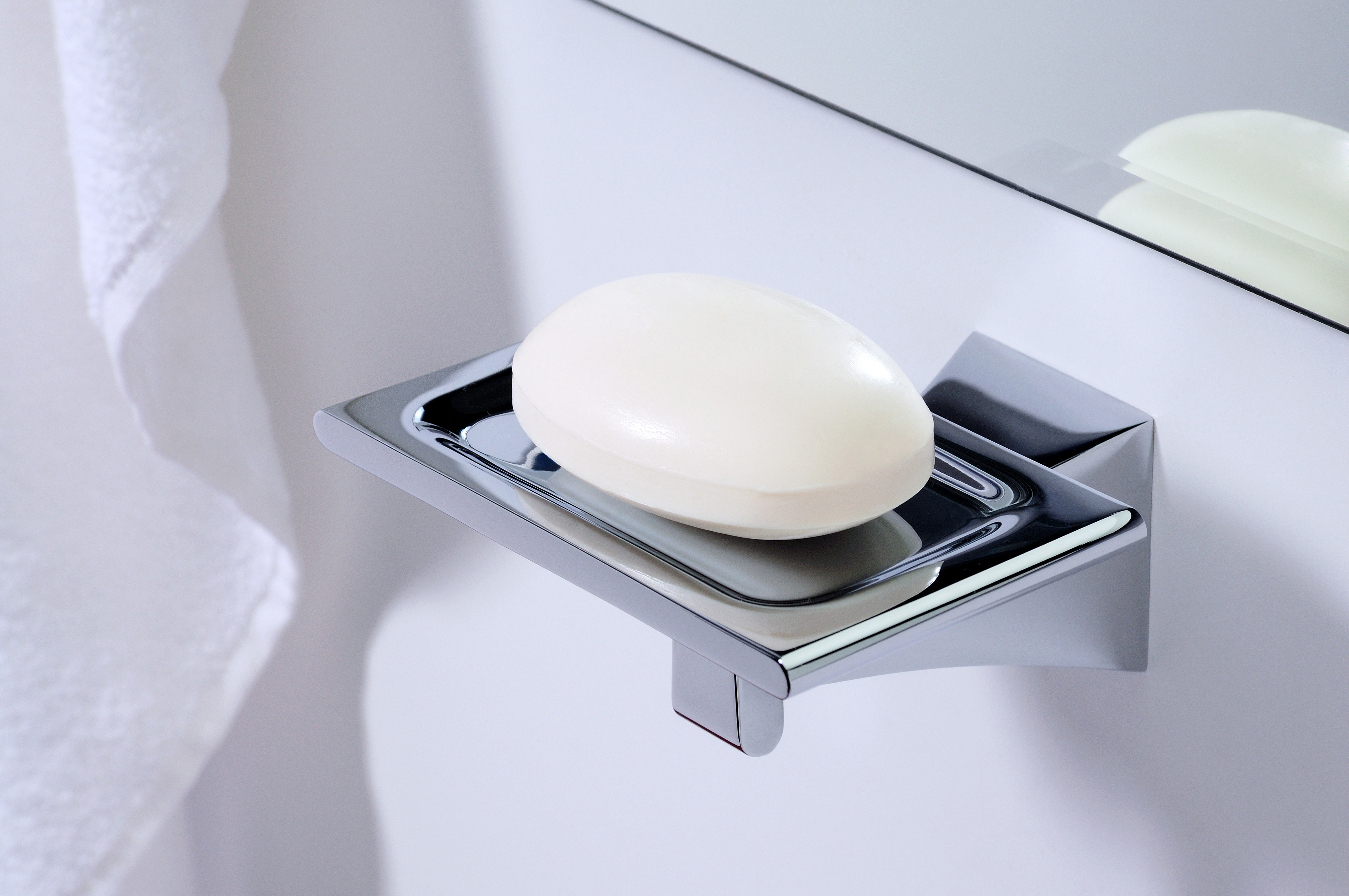 Stylish and Functional Soap Dishes in the Bathroom