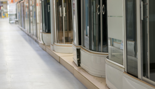 What Material and Size of Shower Tray to Choose?