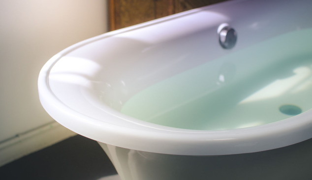 Acrylic, Steel or Cast Iron - Which Bath to Choose?