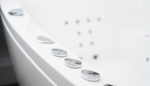 How to care for bath taps with a thermostat?