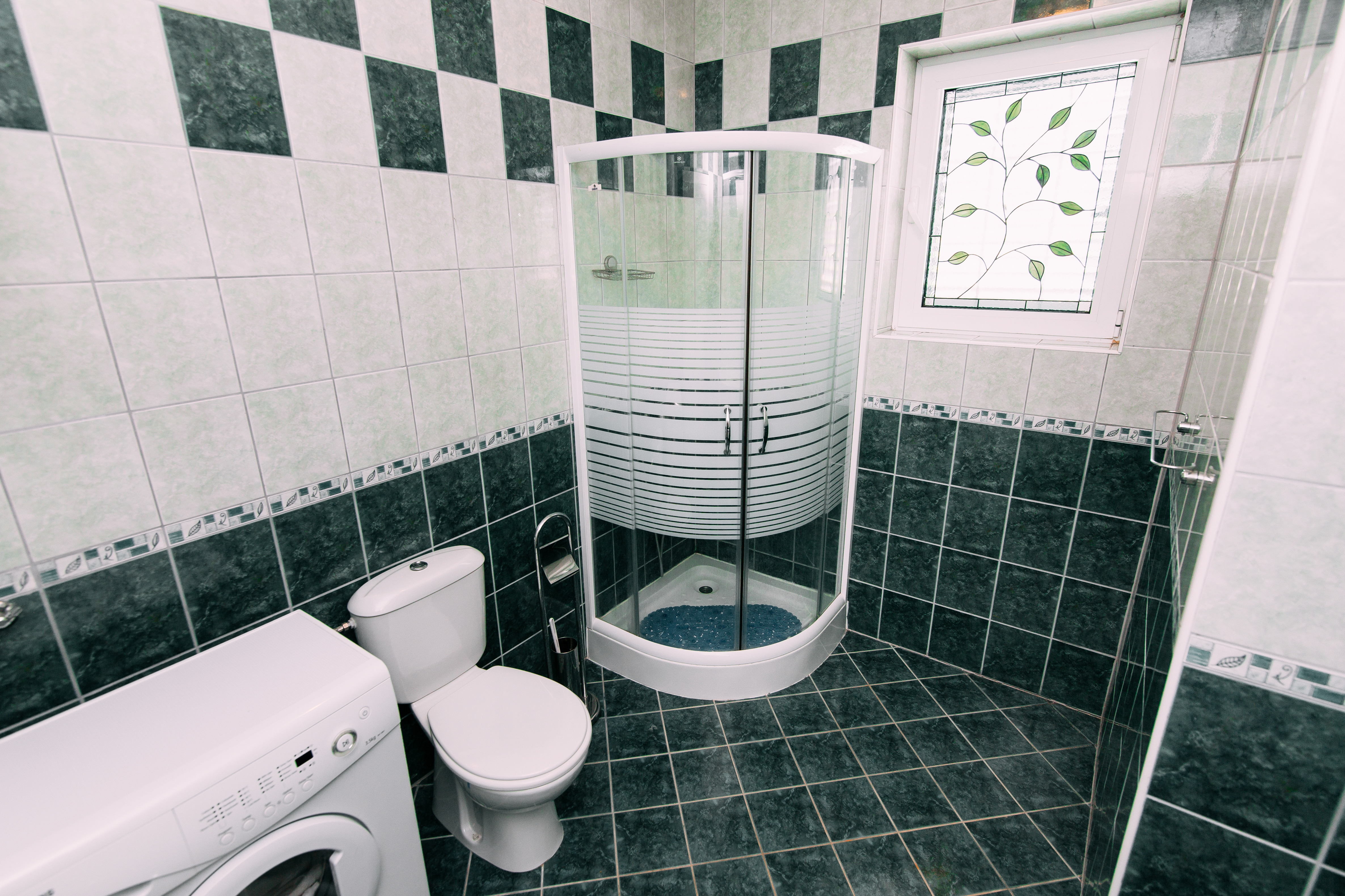 How to Choose a Shower Drain?