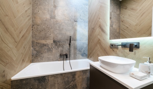 What grout for wood-like tiles will be the best – colors and types that match the wood style