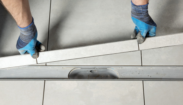 How to Install Tiles in a Linear Drain?
