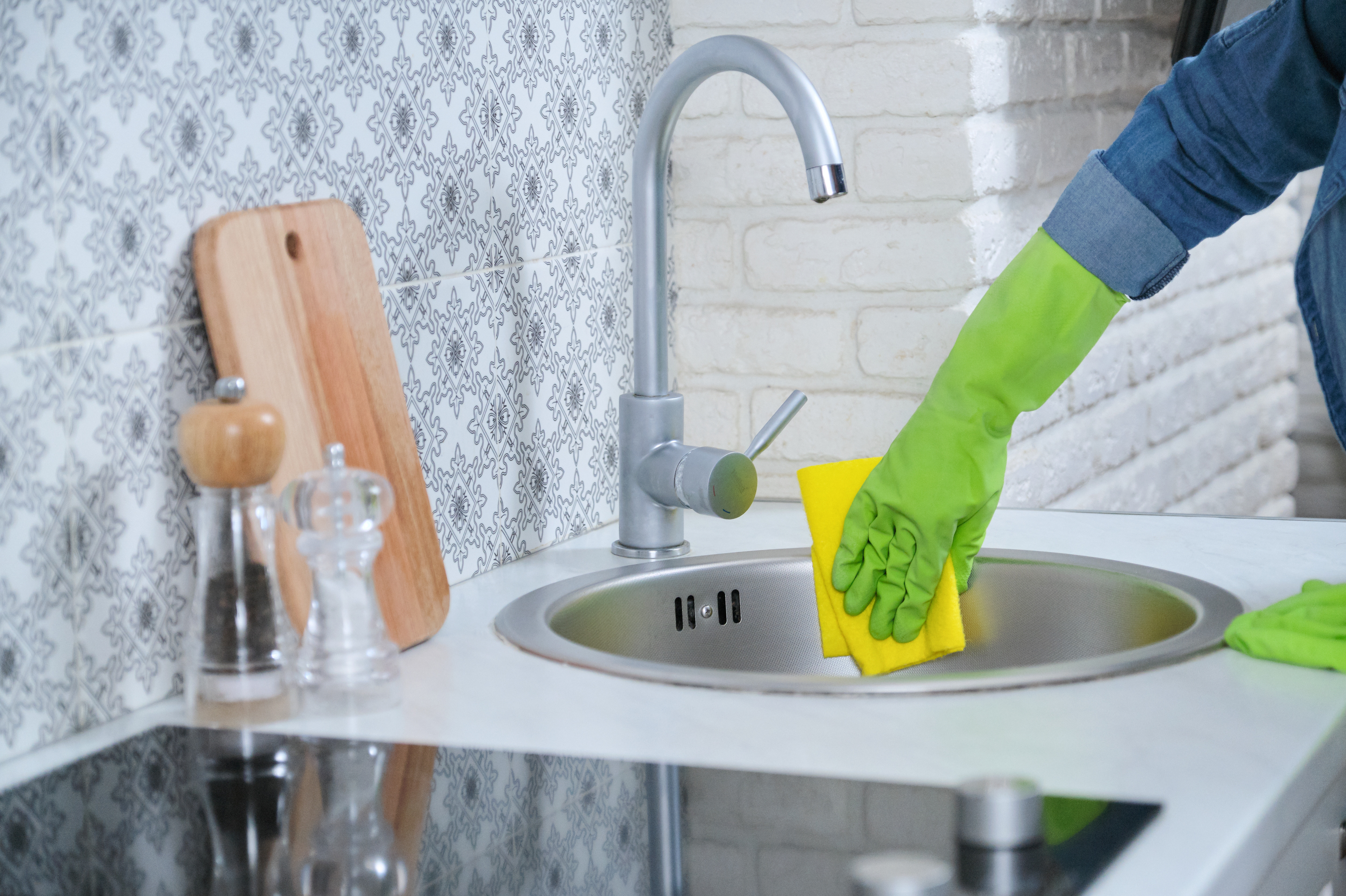 How to Take Care of a Sink Stopper?