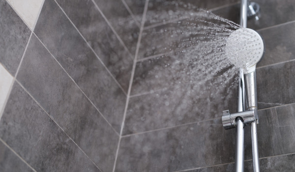 How to choose shower brackets?