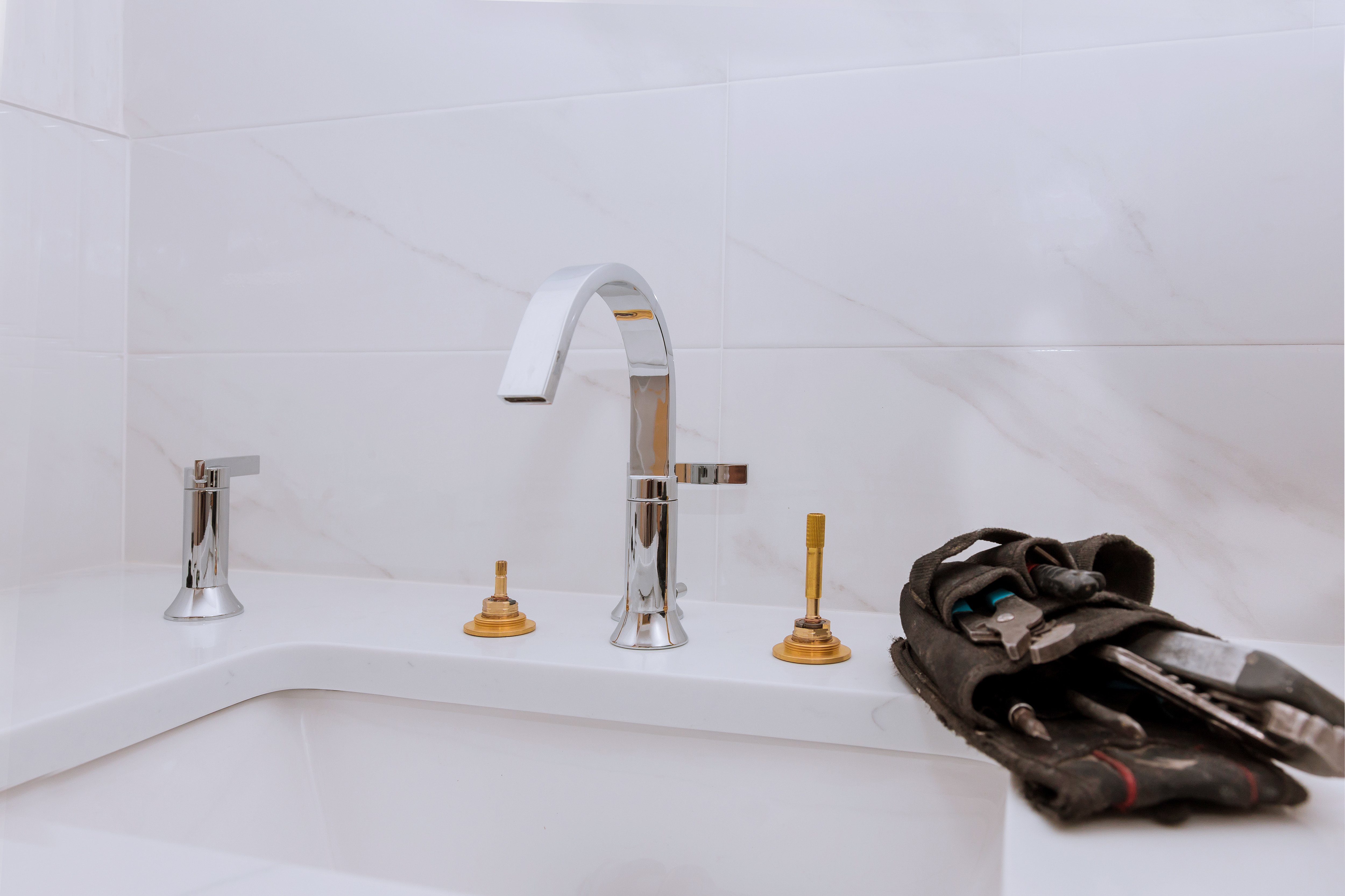 How to Unclog a Sink?