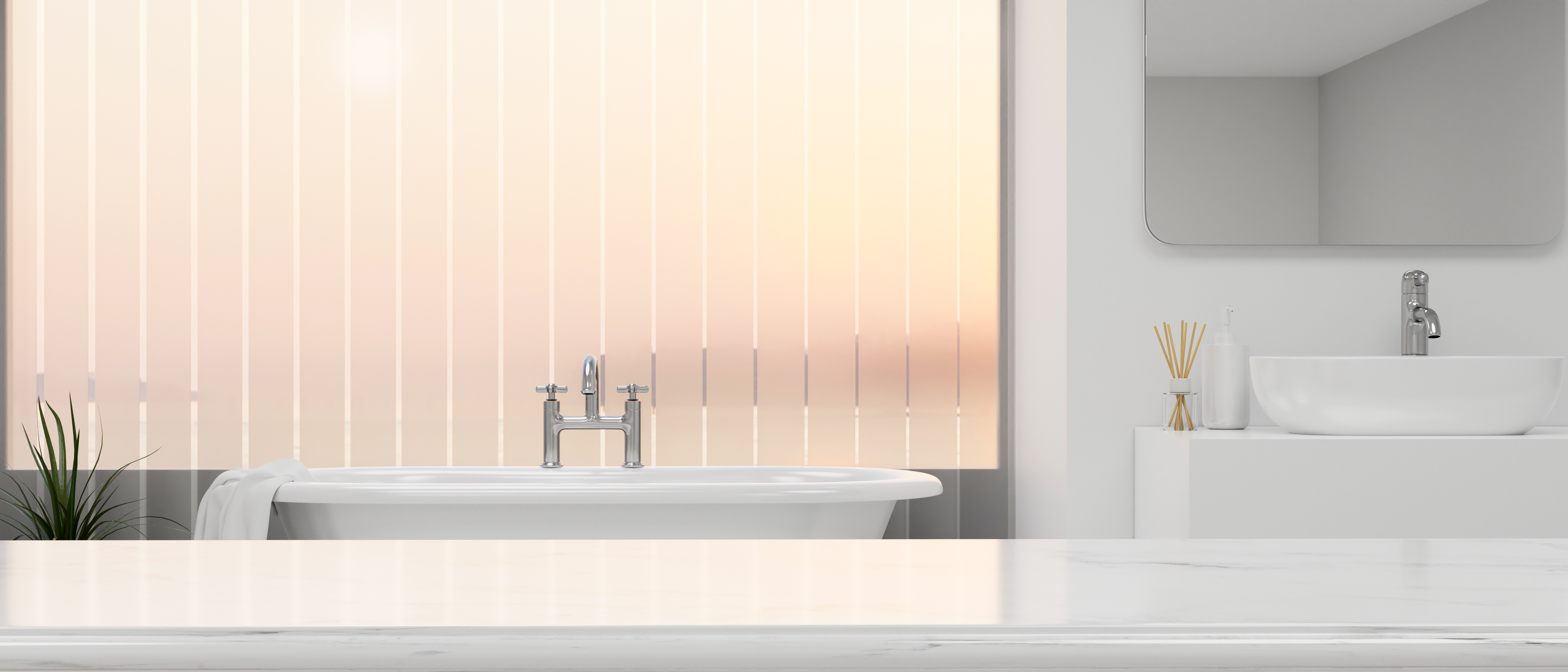 Which bathtub works best with a shower screen?
