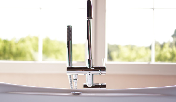 Modern Bathrooms with Bath-Shower Faucets