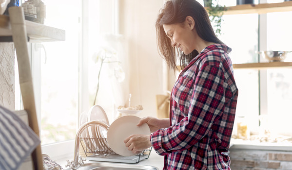 How to Take Care of a Drying Rack?