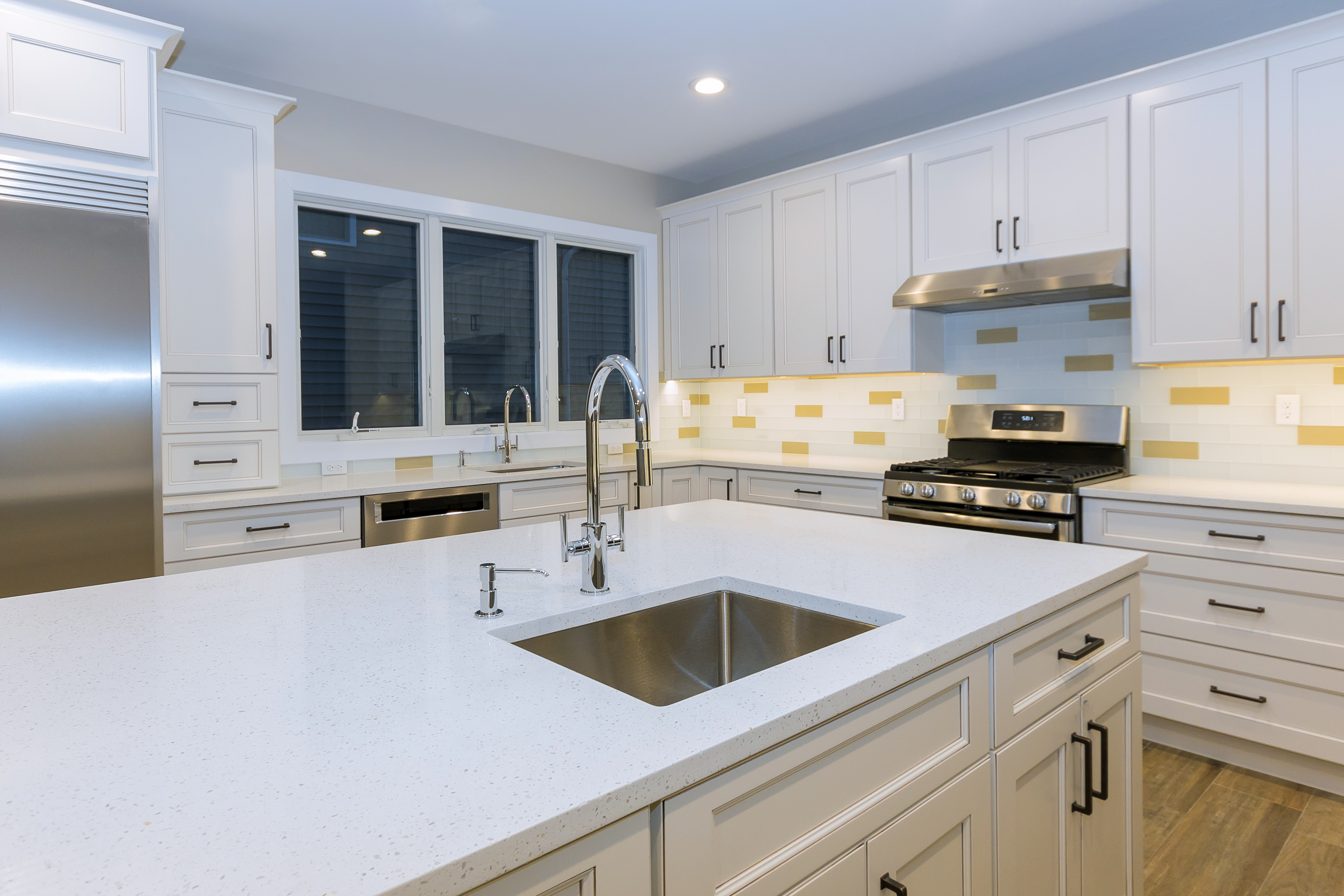 What liquid to pour into a kitchen dispenser?