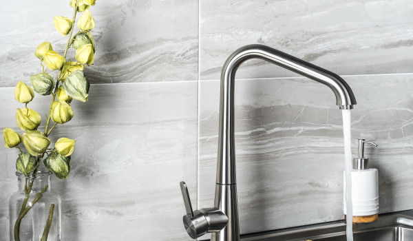 What do you need to know about kitchen faucet spouts?