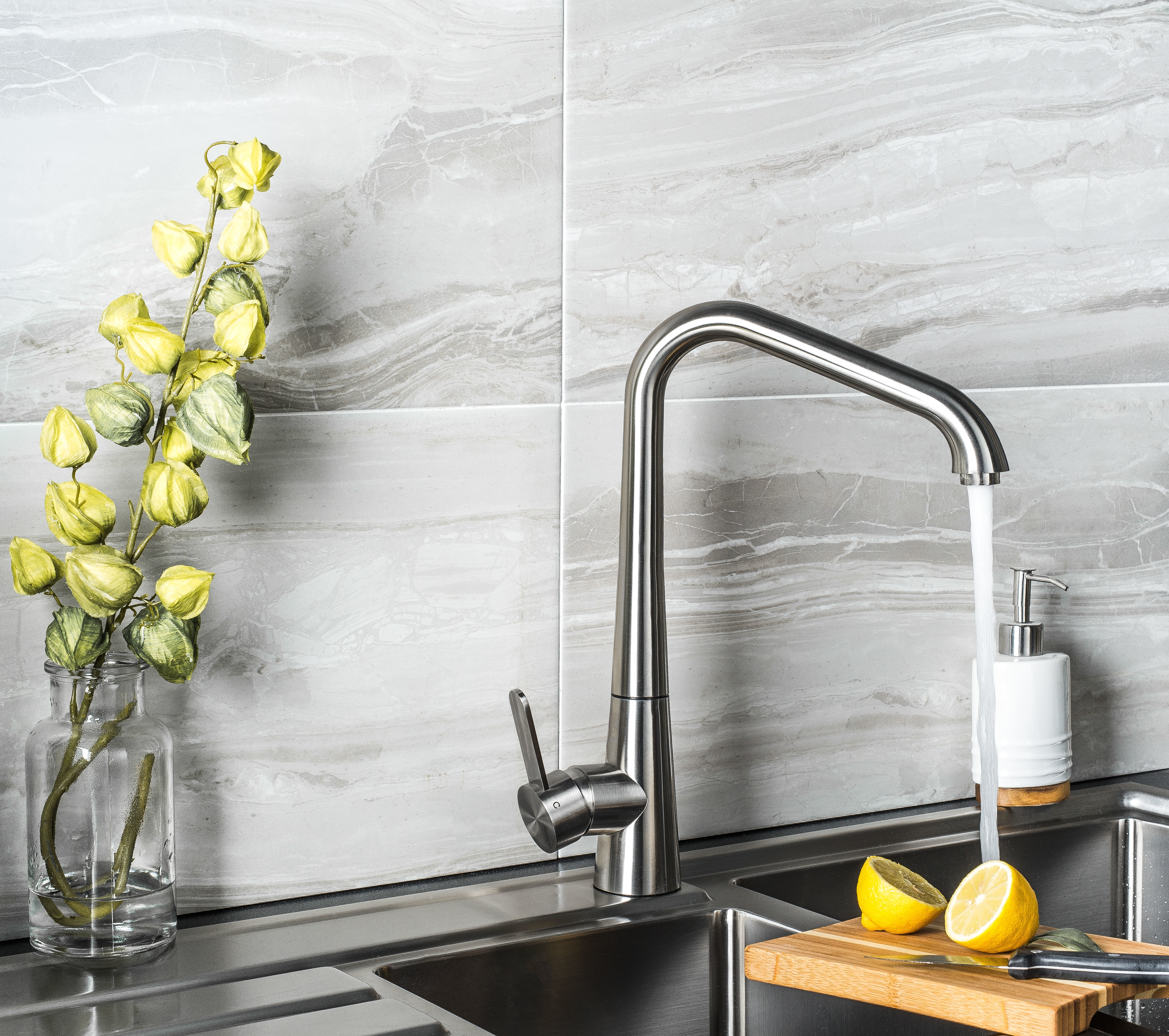 What do you need to know about kitchen faucet spouts?
