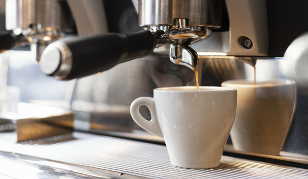 Cleaning the coffee maker - how to properly descale your coffee machine?