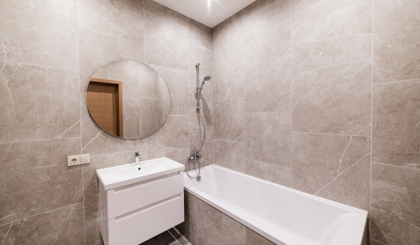 Steel or Acrylic Bathtub?