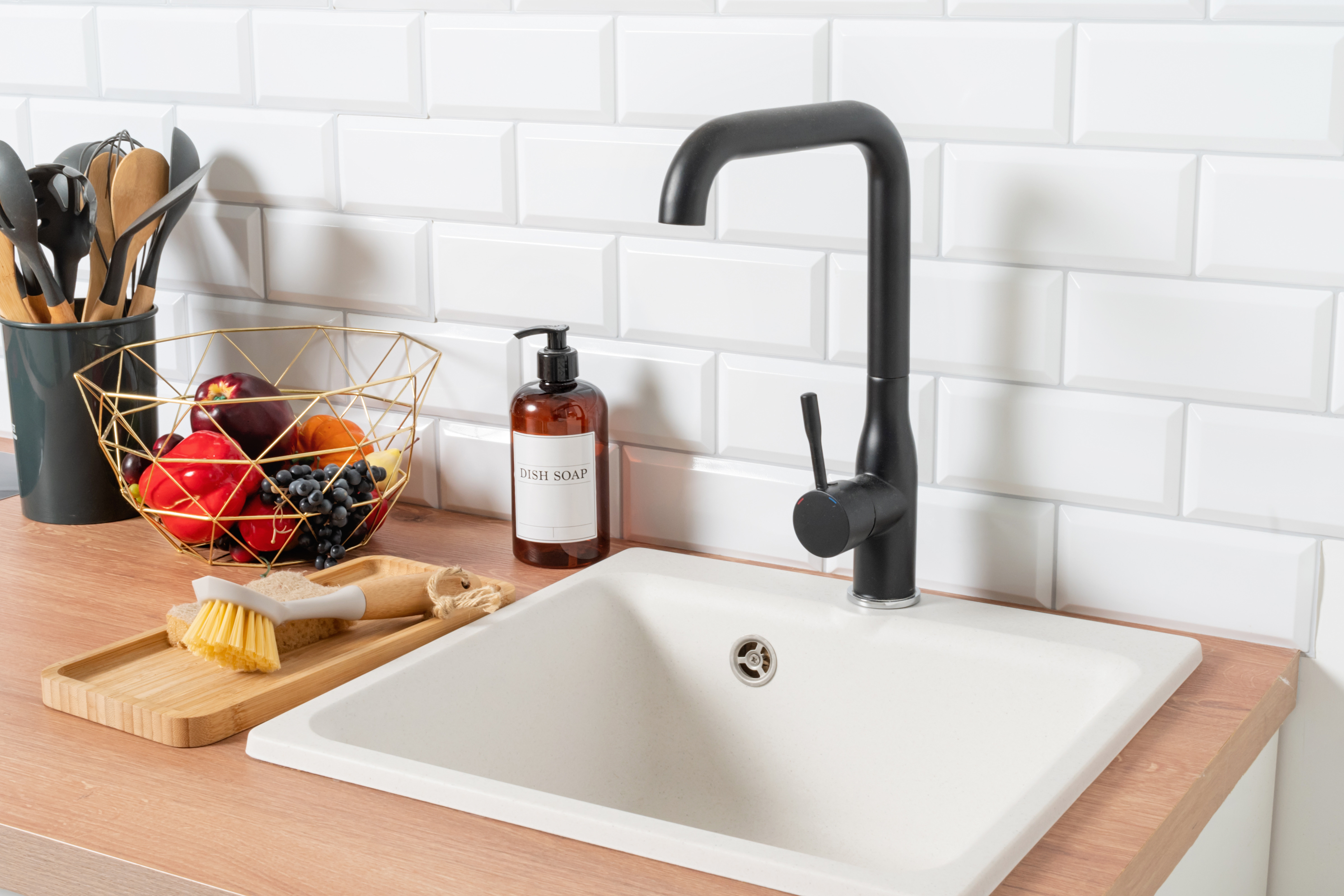 White Sink: Practicality and Maintenance - Is It Worth It?