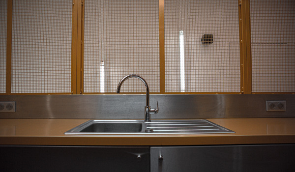 Decorative Sheet Metal for Kitchen Walls - Is It a Good Idea?