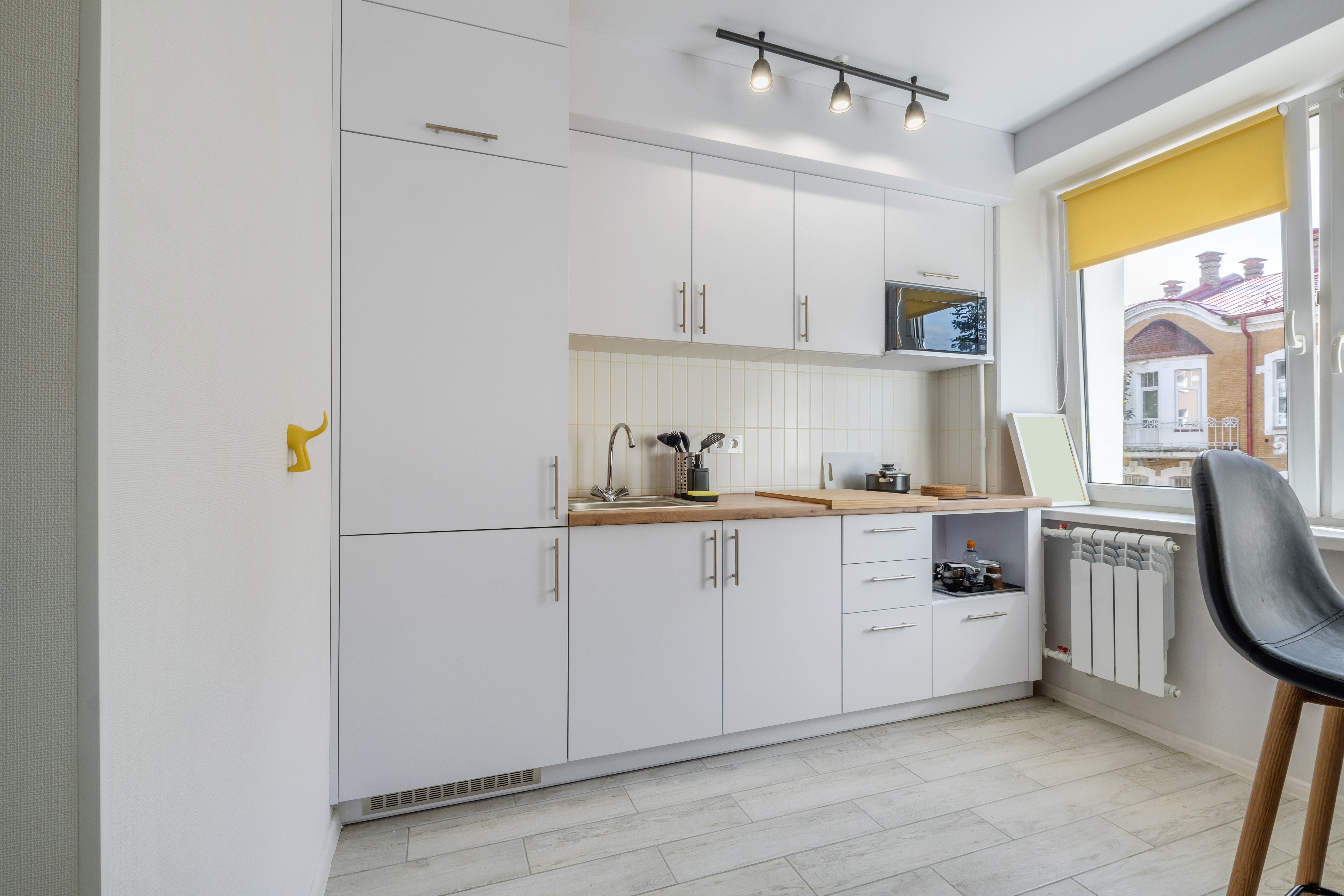 Mini kitchen sink: choosing the smallest and narrowest sink