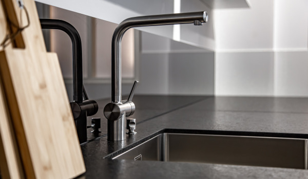 What countertop to choose for a recessed sink?