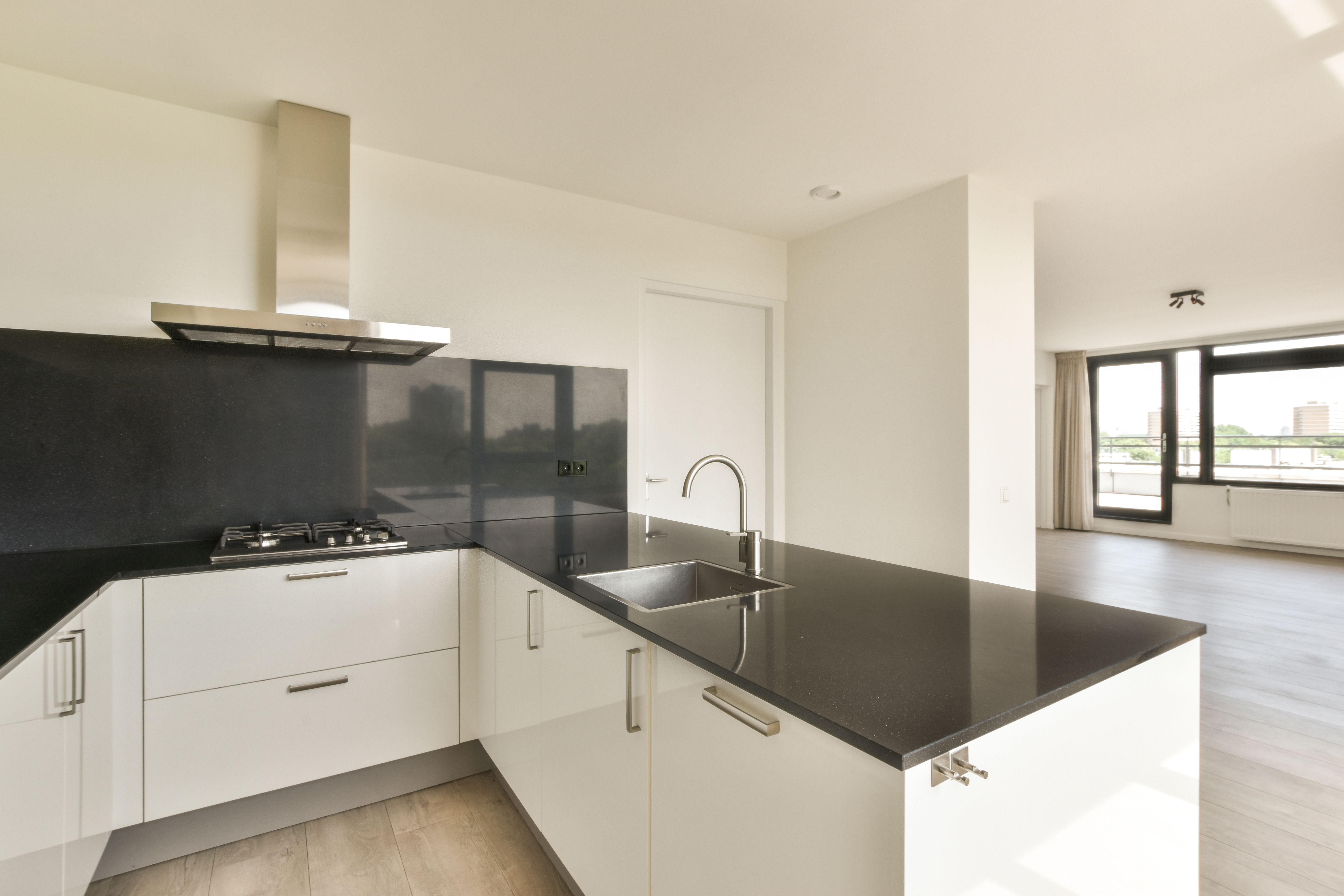 How to separate the kitchen from the living room?
