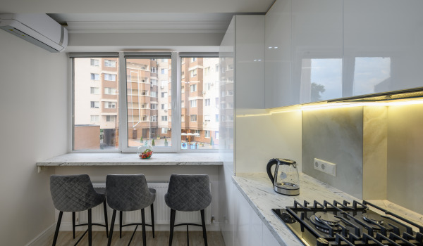 How to Arrange a Window in the Kitchen?