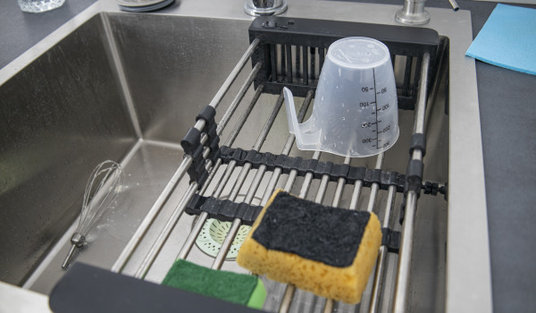 Drying Racks and Organizers for the Sink