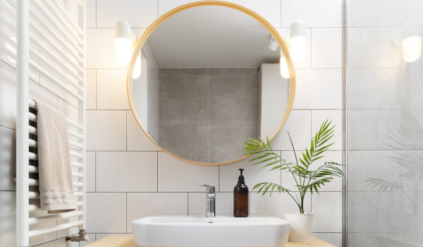 How to Choose the Perfect Mirror for Your Bathroom?