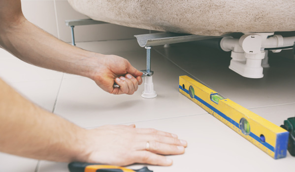 How to Install a Rectangular Shower Tray?