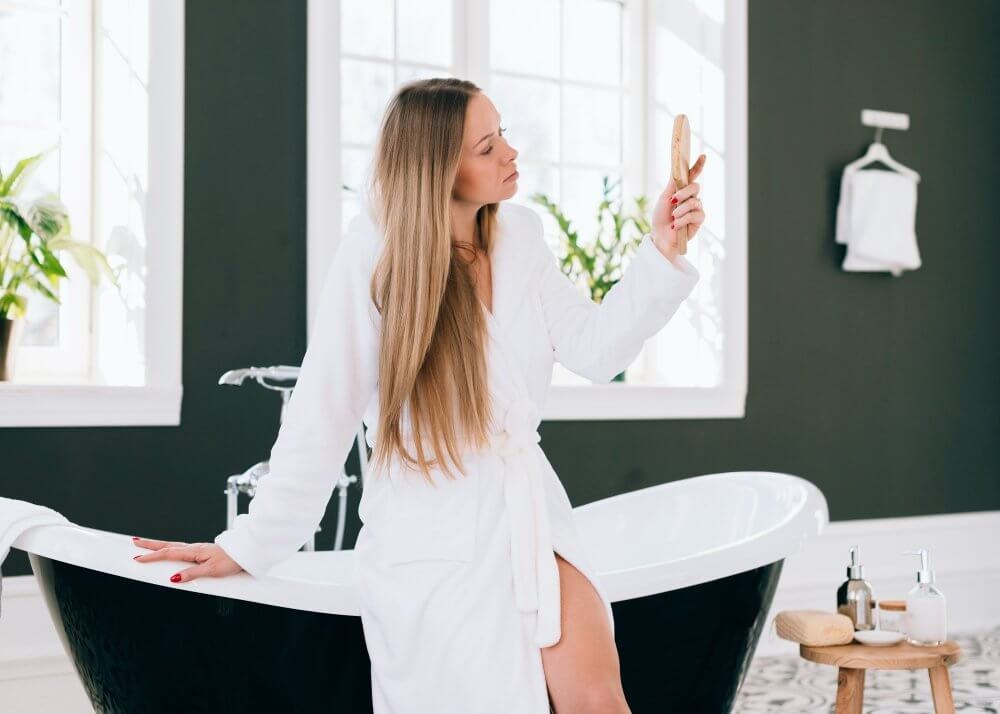 Women’s Dream Bathroom – 12 Key Accessories You Must Know!