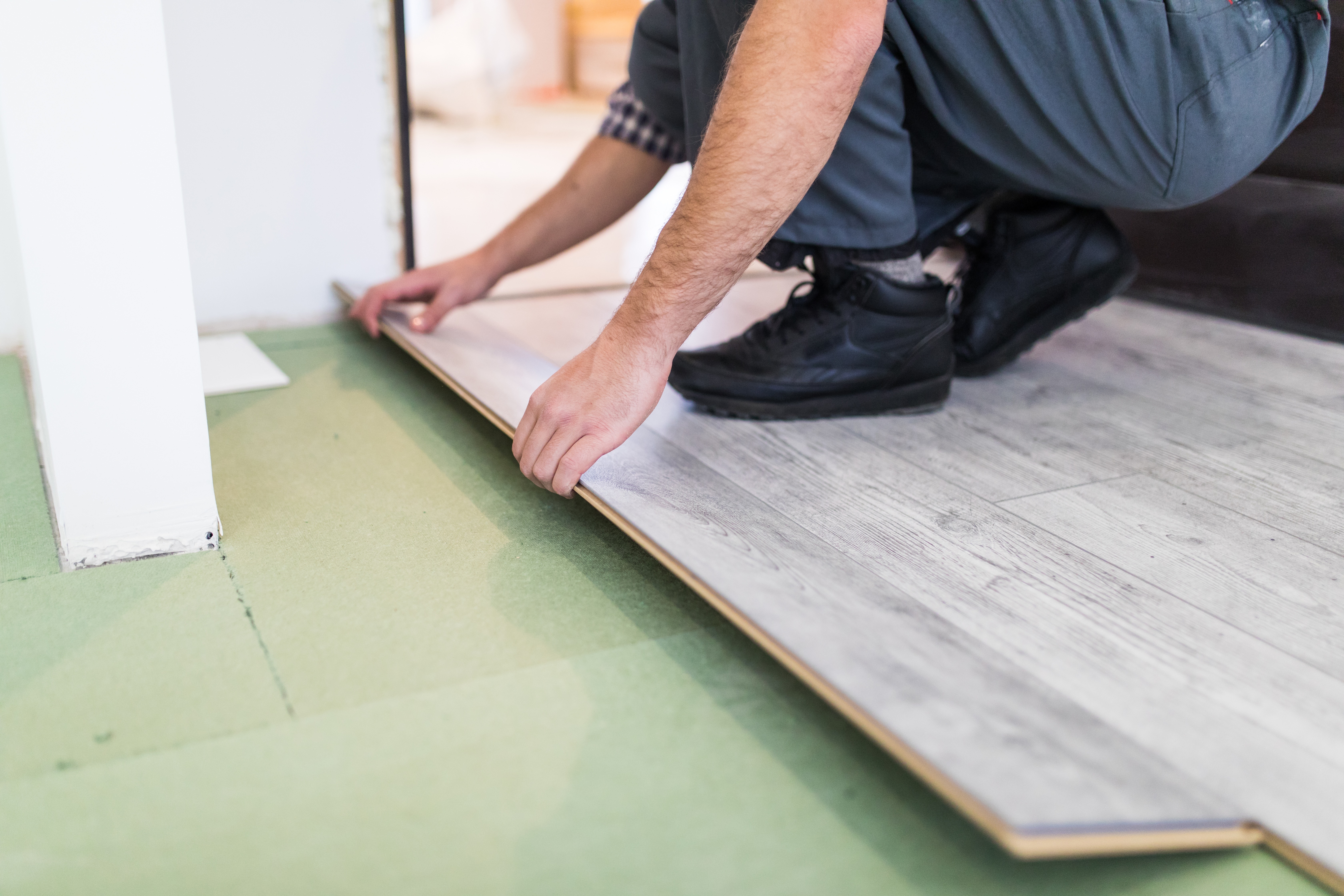 What type of underlay for vinyl panels?